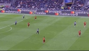 九游体育-两翼齐飞成取胜关键，小因给穆帅上了一节战术课